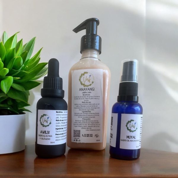 Kit Akbal: Tu Solución para una Piel Perfecta 🌿 Descubre el Kit Akbal Anti Acné, la respuesta ideal para lograr una piel sin imperfecciones. Este kit está diseñado para cerrar poros, humectar e hidratar profundamente, ayudando a regular el sebo en pieles con granitos. Con su fórmula especial, sentirás tu piel más fresca y radiante. ¡Transforma tu rutina de cuidado facial y dale a tu piel el amor que se merece! ✨