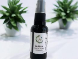 Yaayan: Tu aliado contra el envejecimiento Transforma tu piel con el Suero Retinol, diseñado especialmente para combatir los signos del envejecimiento. Su potente fórmula no solo reduce la apariencia de manchas oscuras, sino que también mejora la textura de la piel, promoviendo la regeneración celular. Ideal para quienes buscan una piel más joven y sin manchas. ¡Disfruta de una tez más uniforme y radiante! 🍃
